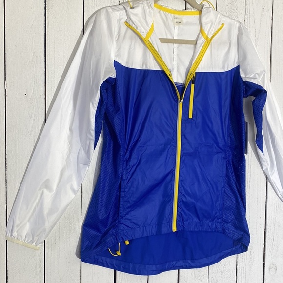 Xersion Jacket - Picture 4 of 9